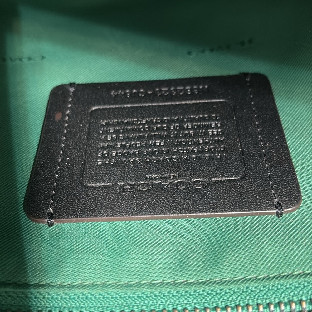 Coach Emerald Green Pebbled Leather Tote B2323CJ844 - Picture 5 of 6